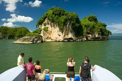 Boat tour through Los Haitises National Park
